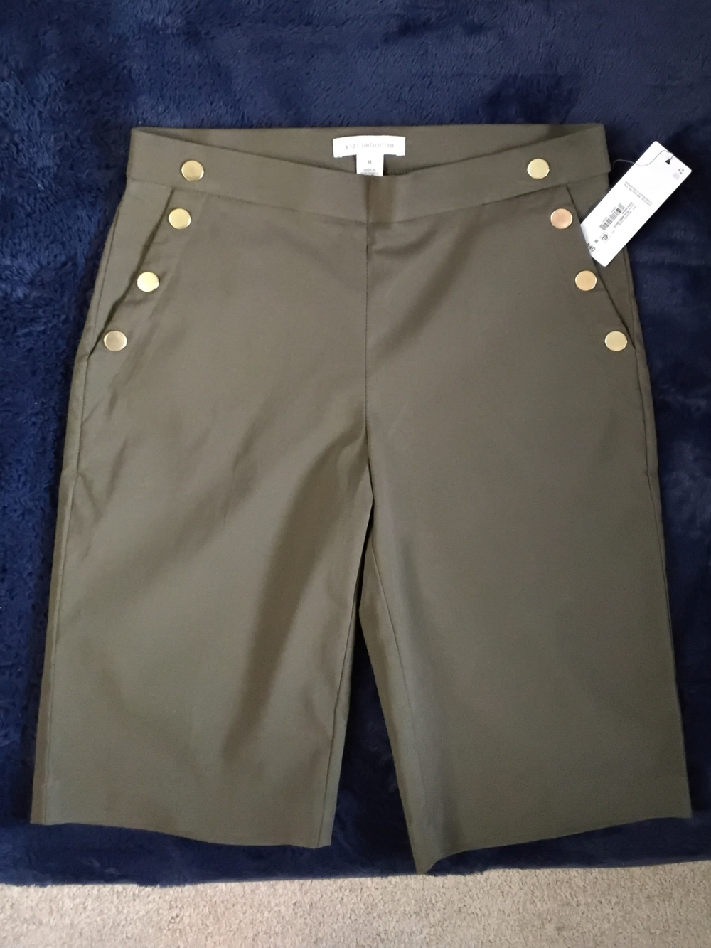 Liz Claiborne 12" Women's Career Bermuda Shorts, Olive Green, Medium